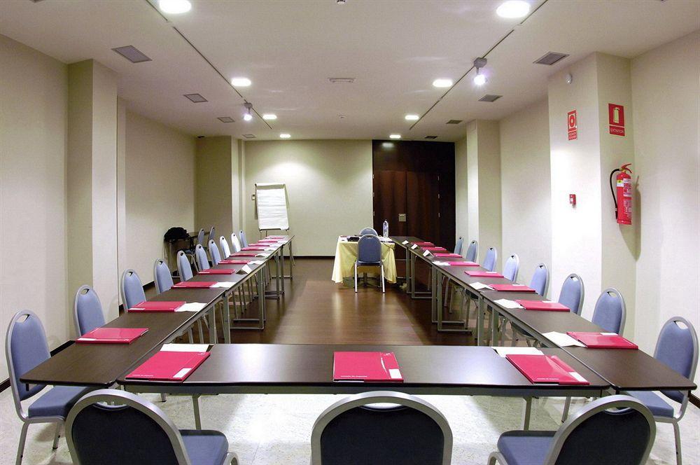 Occidental Vigo Hotel Съоръжения снимка