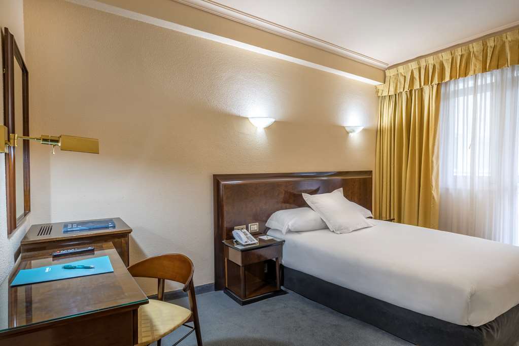 Occidental Vigo Hotel Екстериор снимка