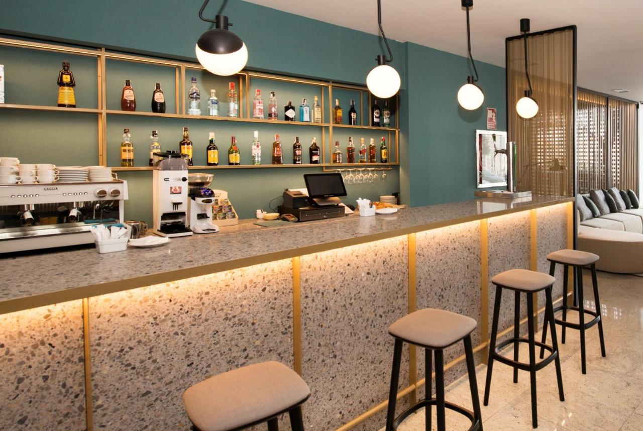 Occidental Vigo Hotel Екстериор снимка