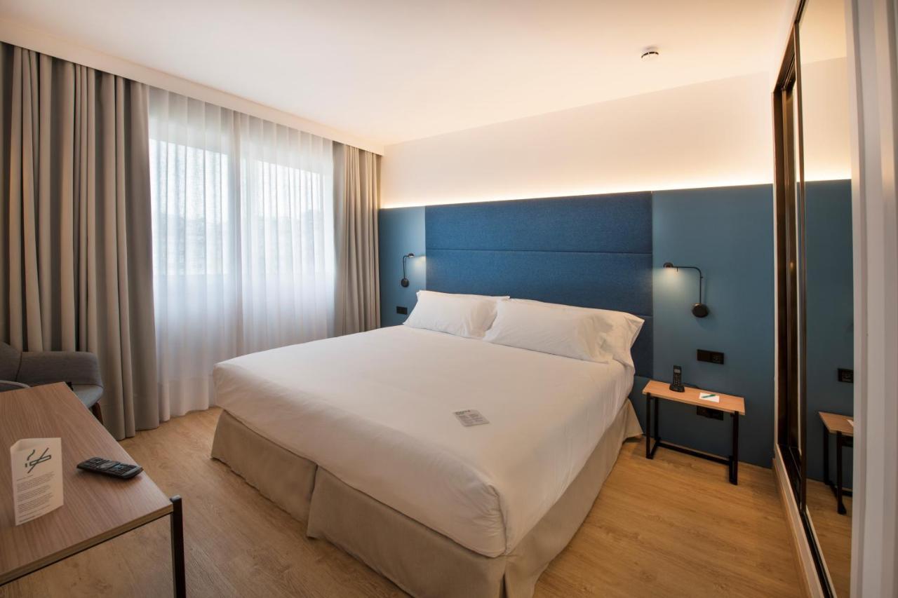 Occidental Vigo Hotel Екстериор снимка