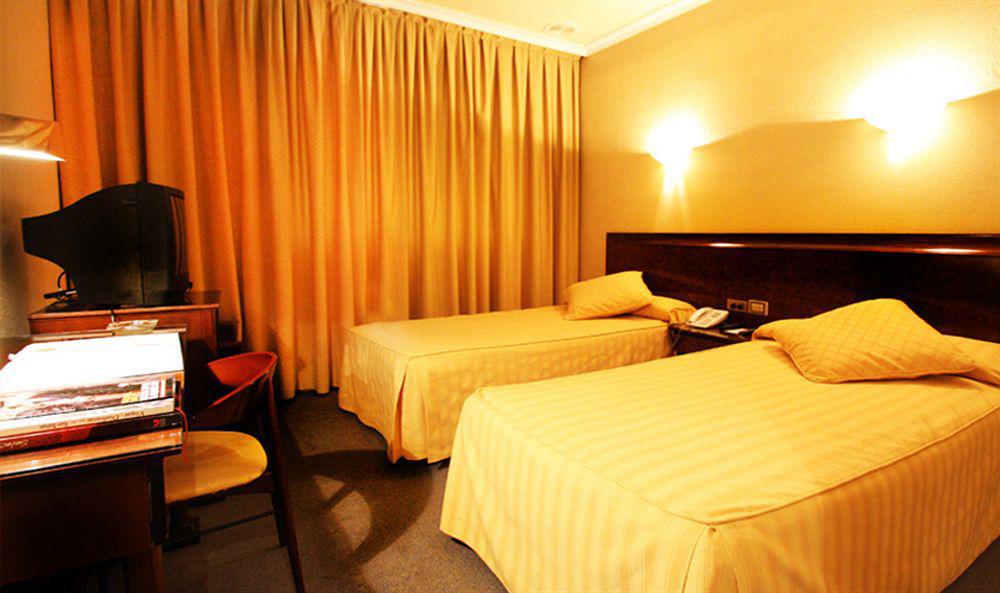 Occidental Vigo Hotel Стая снимка